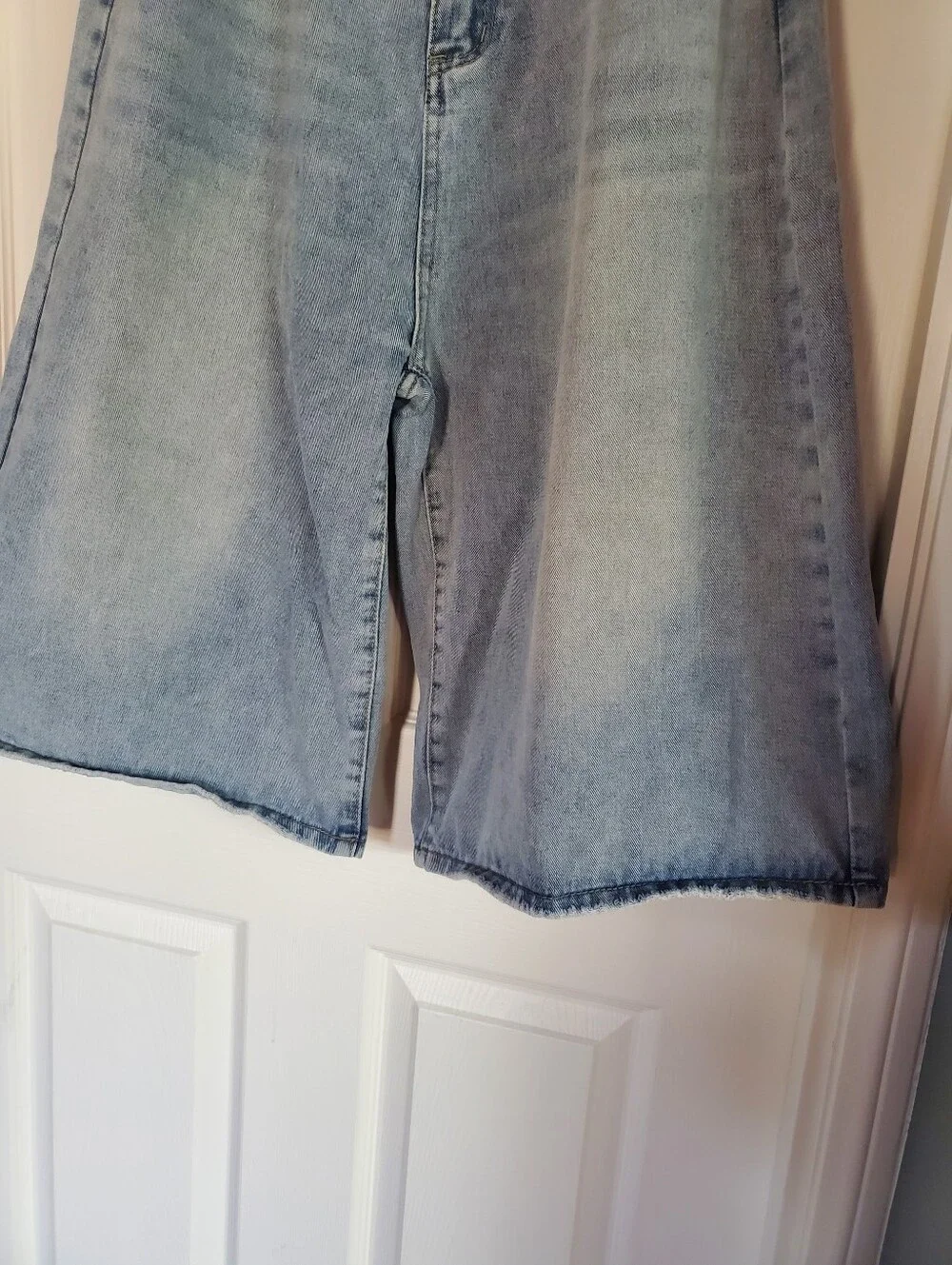 Baggy Light Wash Denim Culotte Shorts High-rise Relaxed Fit Women's Medium